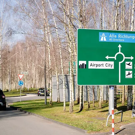 Herberg Gaestehaus Am Flughafen *