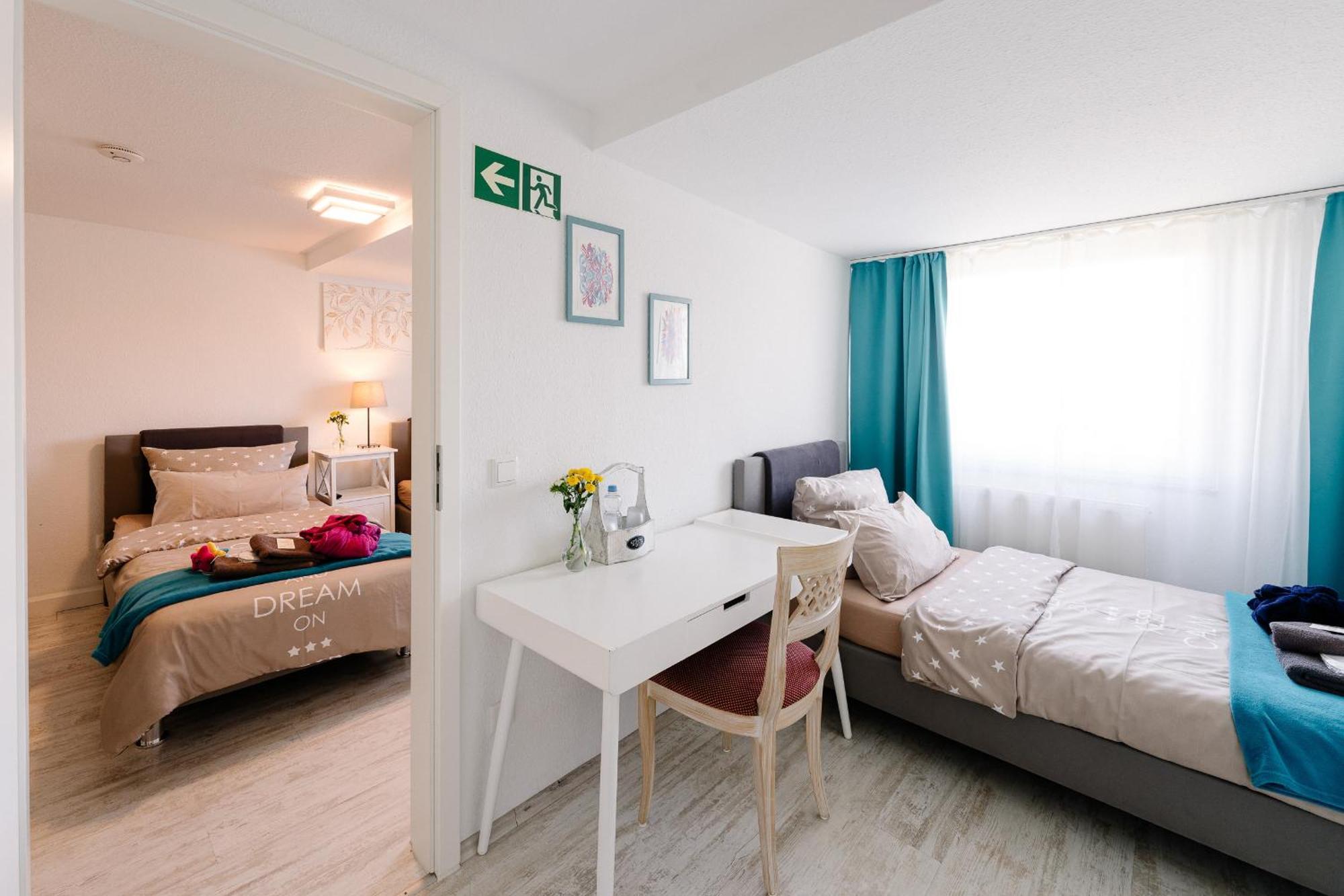 Herberg Gaestehaus Am Flughafen Düsseldorf