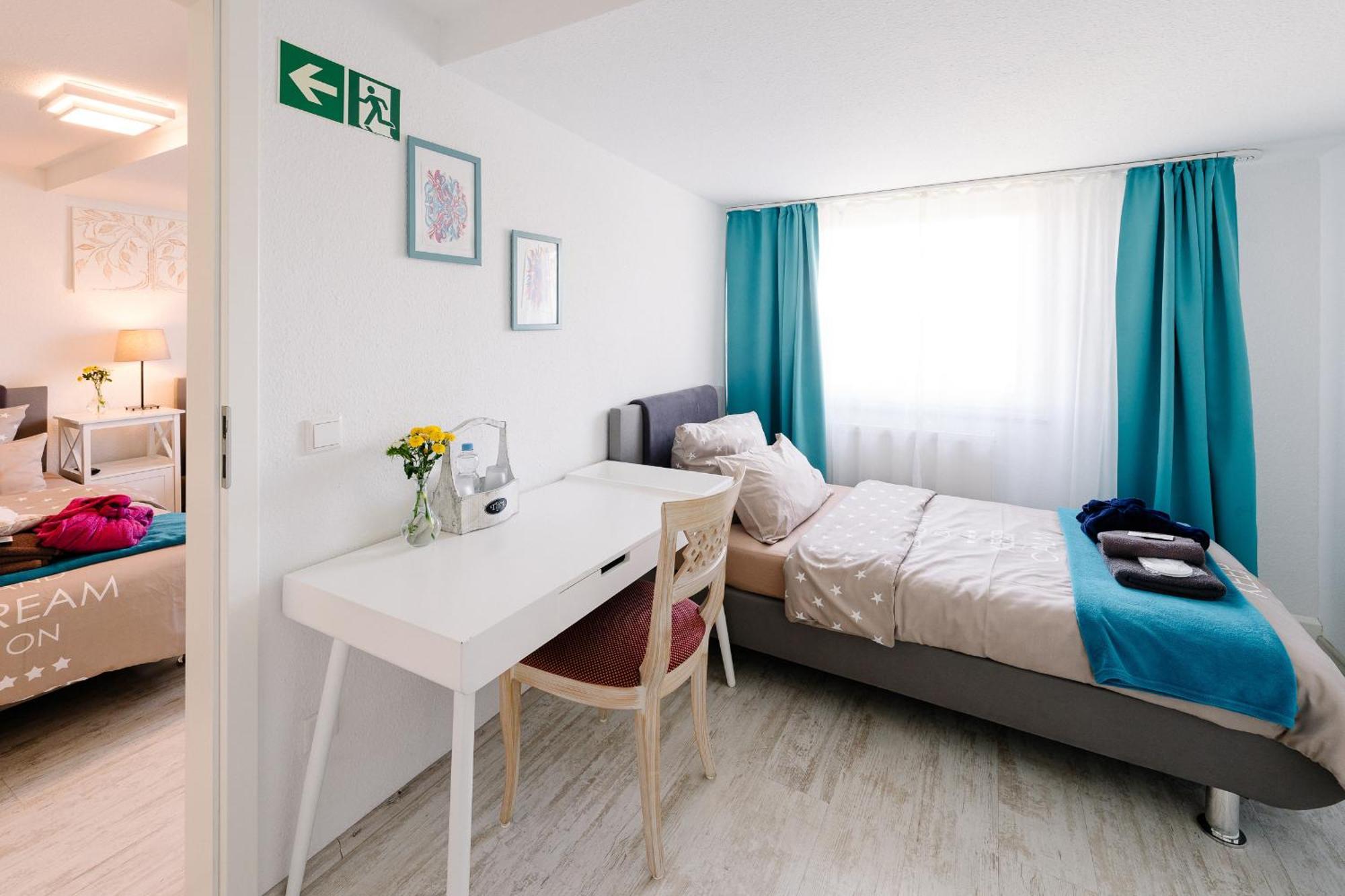 Herberg Gaestehaus Am Flughafen *